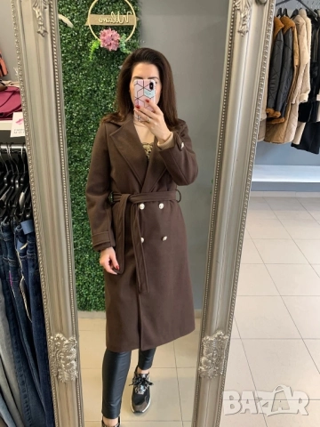 дамско палто с колан 
