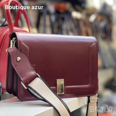 Модерна и стилна дамска чанта в нежни лачени цветове, снимка 9 - Чанти - 44329756