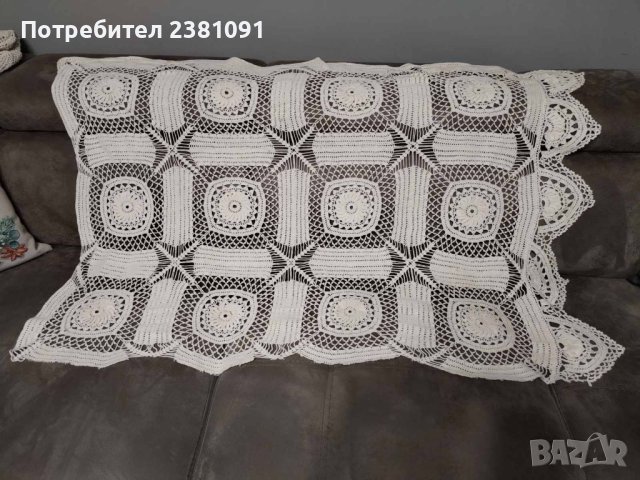 Покривки на една кука продавам - в добро състояние и покривала и черги, снимка 3 - Покривки за маси - 44356251