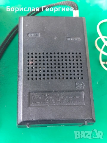 Портативно радио National Panasonic R-1045, снимка 4 - Радиокасетофони, транзистори - 54212625