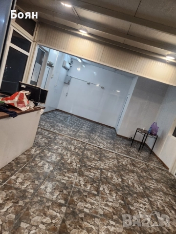 МАГАЗИН В ЦЕНТЪРА НА ГОРНА ОРЯХОВИЦА ПОД НАЕМ, снимка 11 - Магазини - 51979489