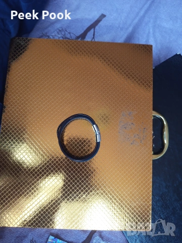 чисто нова гривна от естествена кожа с колекционерска стойност 