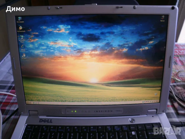 лаптоп Dell 700M- със здрава батерия 