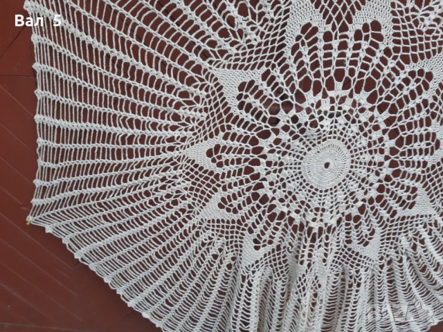 Ръчно плетена на една кука кръгла покривка за маса, снимка 6 - Антикварни и старинни предмети - 30577664