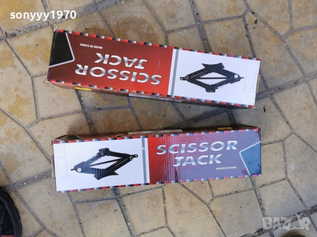 КРИК 1,5Т НОВ С ВЪРТОК 1803261627, снимка 5 - Аксесоари и консумативи - 53888435