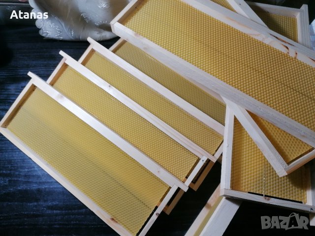 Рамки за пчелни кошери с монтирани восъчни основи , снимка 2 - За пчели - 43999272