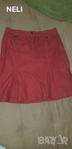 Червена пола MRZ