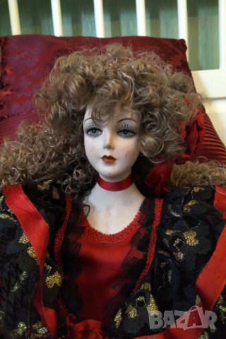 Колекционерска порцеланова кукла ръчна изработка намалена , снимка 12 - Колекции - 34066845