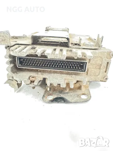 Компютър Двигател ECU BOSCH за Renault Megane, Рено Меган, 0 281 001 969, 0281001969, HOM7700111552, снимка 2 - Части - 47982960