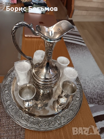 Посребрен комплект 6 бр.чаши с кана за аперитив, снимка 3 - Сервизи - 53068760