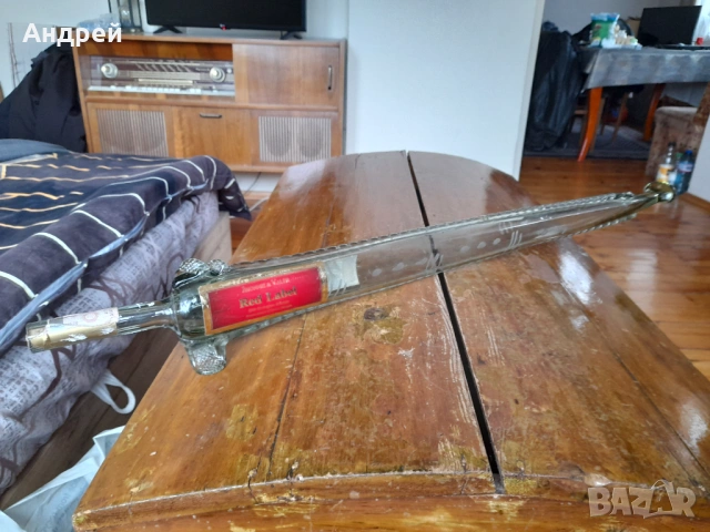 Стара бутилка от Jhonnie&Valer, снимка 2 - Други ценни предмети - 54194344