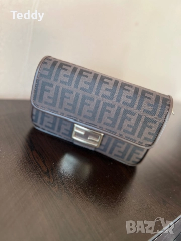 Продавам чанта,Fendi без забележки, снимка 2 - Чанти - 52991369