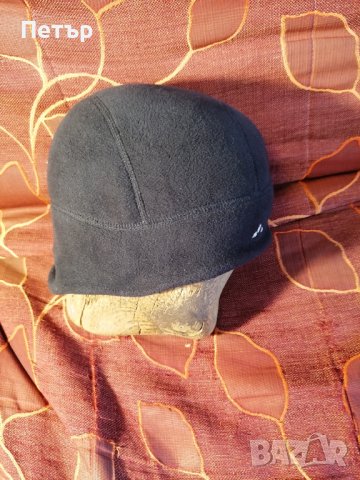 Продавам чисто нова черна лека и топла поларена шапка Vaude полар 200. Шапката добре покрива и ушите, снимка 8 - Шапки - 44385308