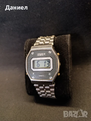 Електронен часовник Stempo, снимка 2 - Антикварни и старинни предмети - 51083266