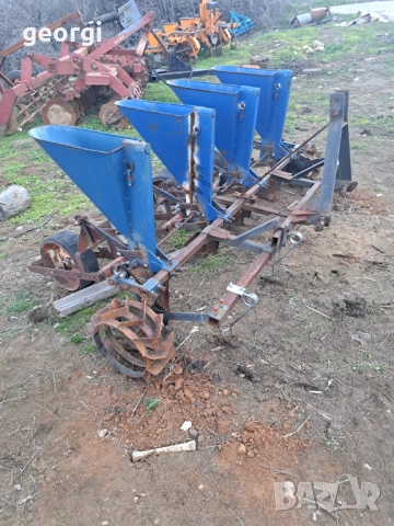 Сеялка за арпаджик, чесън,картофи