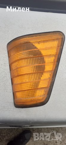 Ляв Мигач Оригинален  Hella За Mercedes T1(601)  1977-1996 Година  Мерцедес Бус 407, снимка 5 - Части - 40872477