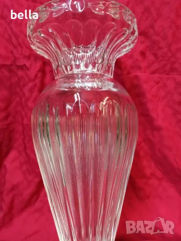 Кристална масивна висока ваза репродукция на Baccarat -Музея на стъклото 8 кг , снимка 3 - Антикварни и старинни предмети - 48812608