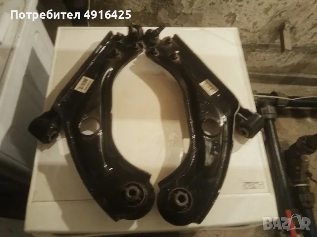 Предни носачи за Пежо 308 дизел комби автоматик 2016 година комплект
