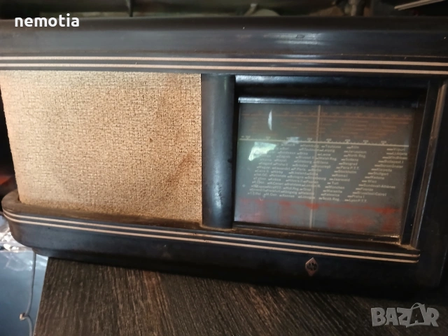 Белгийско бакелитено радио Siera, снимка 7 - Антикварни и старинни предмети - 54186960