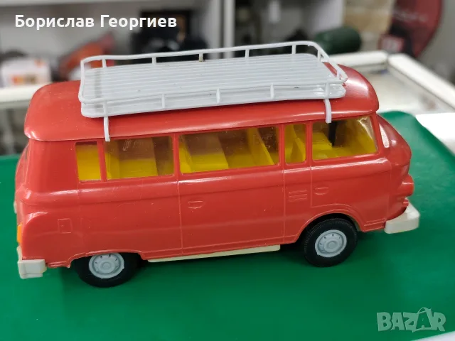 Стара пластмасова играчка ГДР Barkas B1000, снимка 3 - Колекции - 56495719