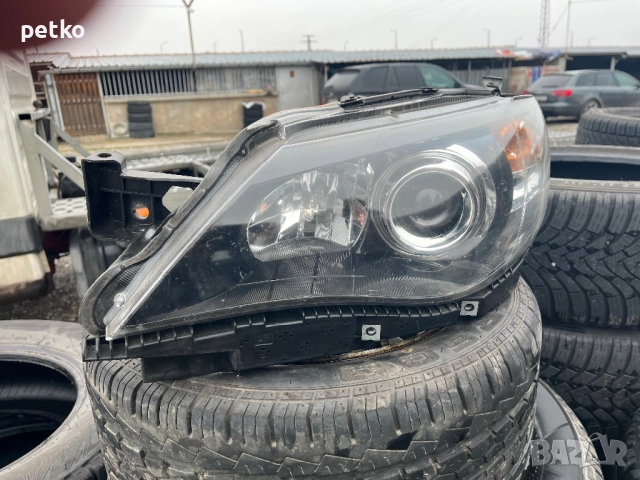 Продавам ляв фар за импреза2014 ксенон