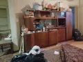 продавам бюфет старивен и масивен изгодно, много е тежък, снимка 1