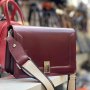 Модерна и стилна дамска чанта в нежни лачени цветове, снимка 9