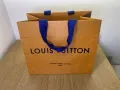 Бутикова подаръчна торба Louis Vuitton carrier shopping bag 22cm x18cm, снимка 5