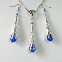 Великолепен комплект Викториански стил с кристали в кралско синьо и орнаменти в цвят Сребро , снимка 1 - Бижутерийни комплекти - 34939748