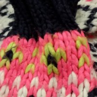 детски комплект - шал, ръкавици и шапка - 10лв, снимка 8 - Шапки, шалове и ръкавици - 30795938