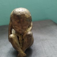 бронзова статуетка-бебе, снимка 1 - Други ценни предмети - 38657714