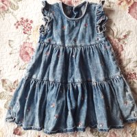 Детска дънкова рокля, снимка 1 - Детски рокли и поли - 44387925