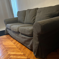 Триместен диван IKEA, снимка 1 - Дивани и мека мебел - 44930944