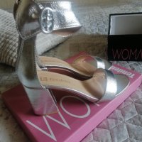 Нови! Дамски обувки с  ток , снимка 1 - Дамски елегантни обувки - 40596305