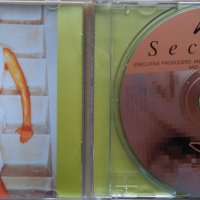 Toni Braxton – Secrets (1996, CD), снимка 3 - CD дискове - 40775849