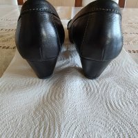 Дамски черни кожени обувки Ессо, номер 38, снимка 3 - Дамски ежедневни обувки - 42890930