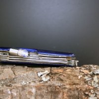 Туристическо джобно ножче с фенерче и 10 приставки, снимка 2 - Ножове - 40026233