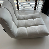 Бяла кожена седалка за бар стол, снимка 2 - Столове - 44575697