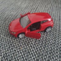 Метална количка Siku - 1442 Volkswagen VW Scirocco 2,0 TSI в мащаб 1:55, снимка 1 - Колекции - 38457234