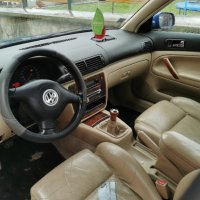 Passat  На Части 2.3 бензин, снимка 7 - Автомобили и джипове - 39316902