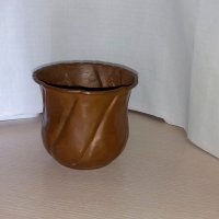 Медна малка ваза , снимка 1 - Антикварни и старинни предмети - 37683834