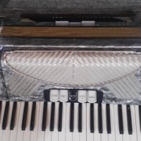 Акордеон Hohner Verdi Хонер Верди 120 баса, снимка 2 - Акордеони - 30340309