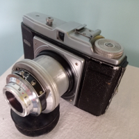 Фотоапарат Dacora Digna
.1956г., снимка 3 - Антикварни и старинни предмети - 44595378