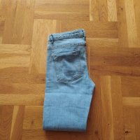 Модерни дънки, снимка 2 - Детски панталони и дънки - 32165180