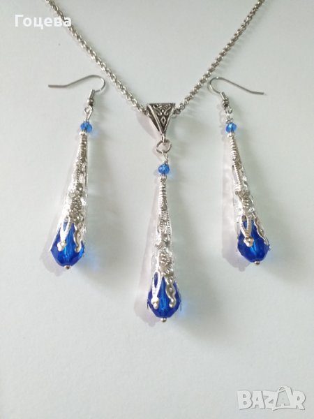 Великолепен комплект Викториански стил с кристали в кралско синьо и орнаменти в цвят Сребро , снимка 1