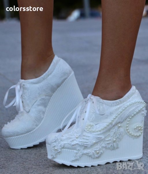 Обувки на платформа - бели - 710-17, снимка 1