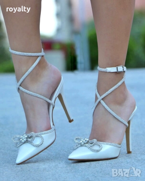 Сандали на ток - бяла кожа, снимка 1