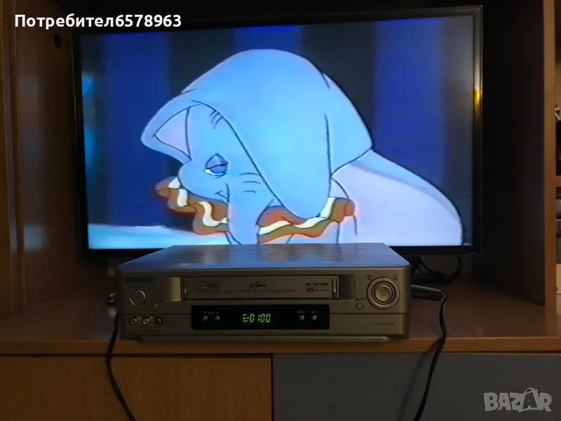 Видеокасета '' Слончето Дъмбо & Упорития Дракон '' VHS, снимка 1