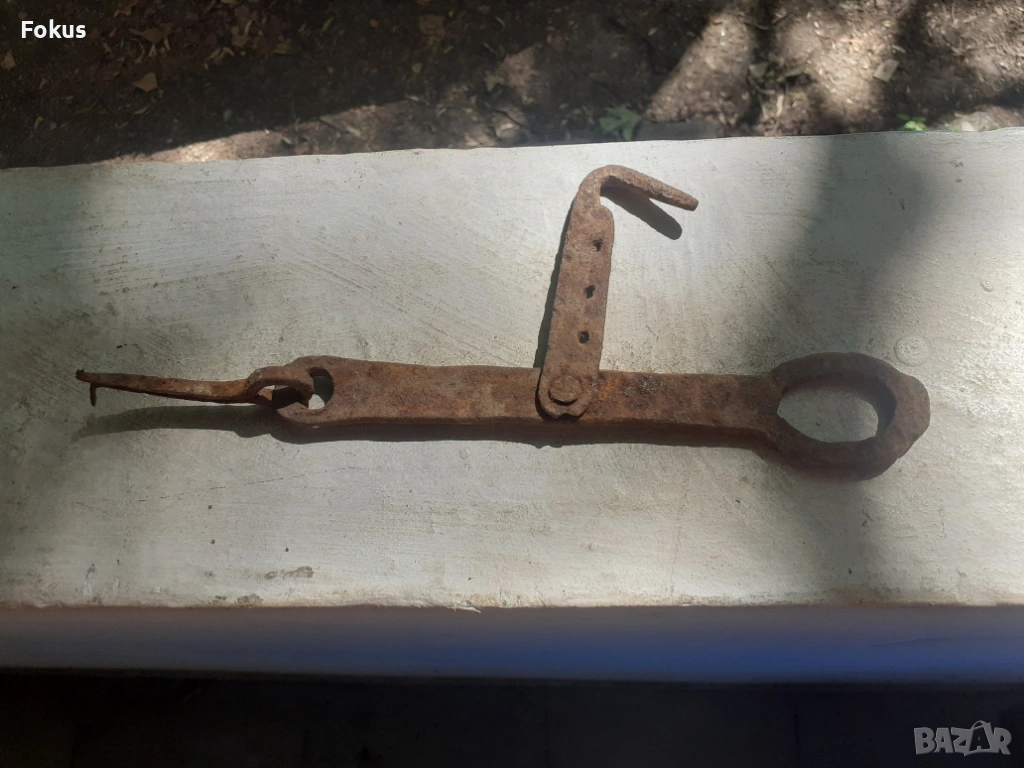 Старо ковано резе мандало за порта, снимка 1