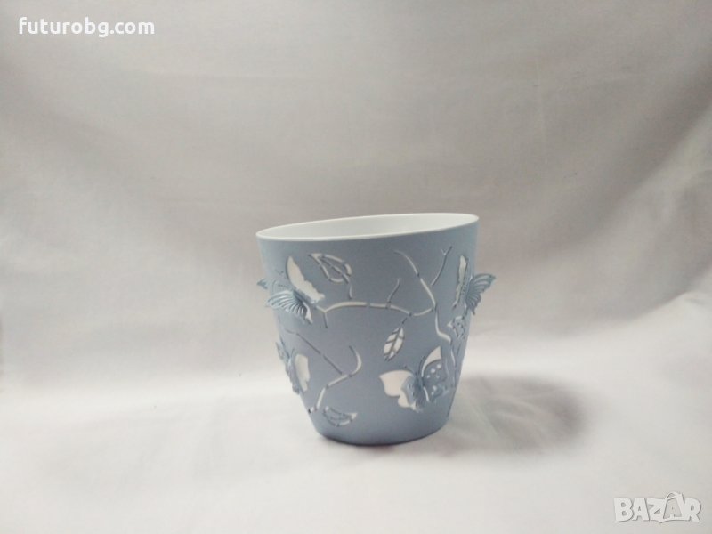 Саксия тип кашпа 3D с пеперуди различни цветове., снимка 1